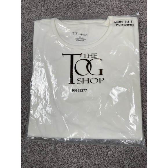 The Tog Shop Tops - The TOG Shop Shirt Womens Small Ivory Round Neck Short Sleeve Tee Classic Plain